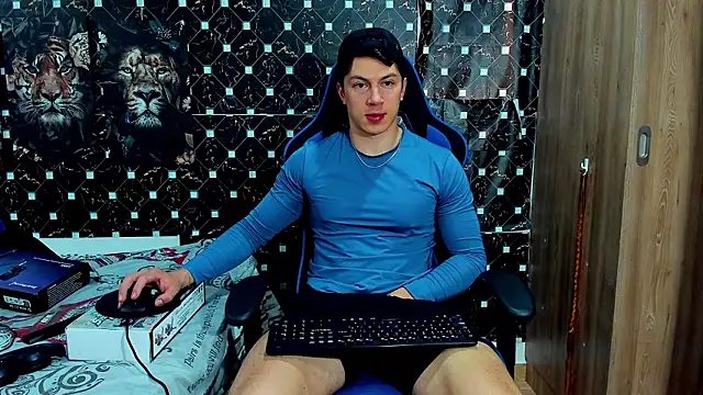 javiersexymann online show from March 2026 10:05:01 PM