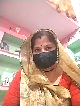 Snapshot of Rajnee33A chatting on April 2026 04:45:01 PM Rajnee33A online show from April 2026 04:45:01 PM