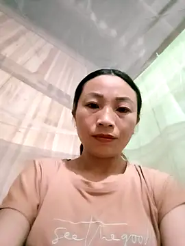 lucybaby00 online show from November 2025 07:56:02 PM