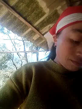 lucybaby00 online show from November 2025 03:54:01 AM