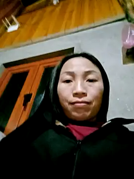 lucybaby00 online show from February 2026 11:39:02 AM