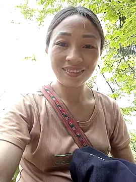 lucybaby00 online show from March 2026 09:42:02 AM