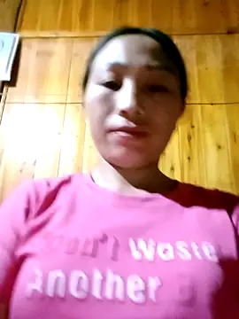 lucybaby00 online show from April 2026 12:10:01 PM