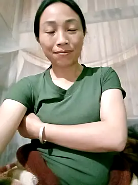 lucybaby00 online show from April 2026 10:36:01 AM