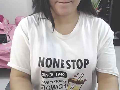 Snapshot of Ridiha_Pari chatting on May 2026 02:56:01 PM Ridiha Pari online show from May 2026 02:56:01 PM