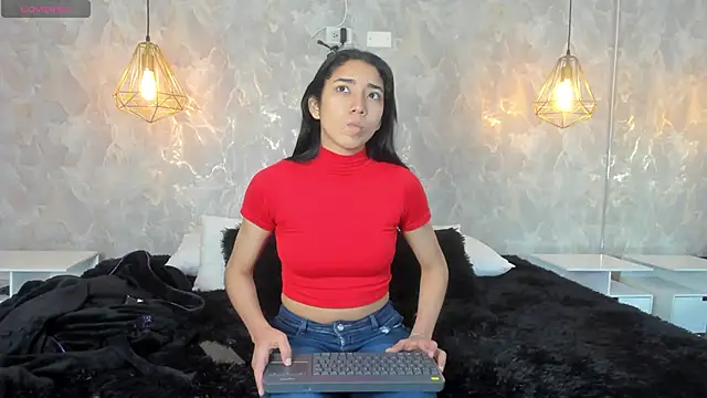 Snapshot of shumy_angels chatting on September 2025 05:02:02 AM shumy angels online show from September 2025 05:02:02 AM