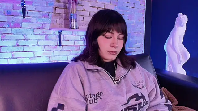 kitty malach online show from February 2026 03:35:02 AM