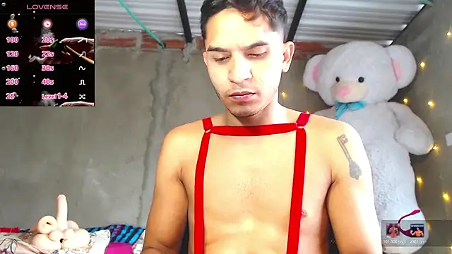 Angel latinboy online show from May 2026 01:19:01 PM
