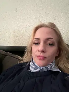 DaryaDoll online show from April 2026 03:28:01 PM