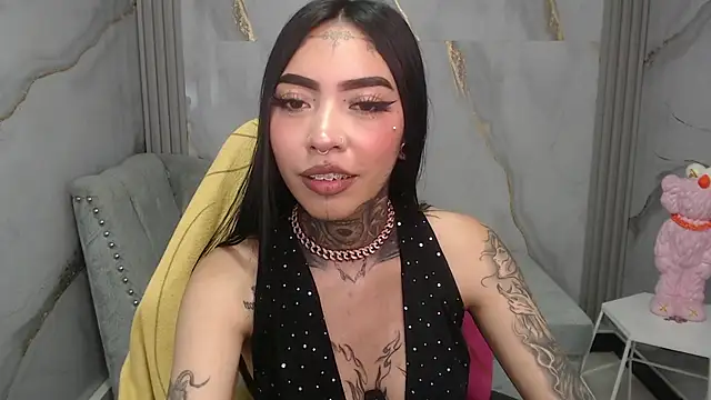 Snapshot of Ashley_Blum_v chatting on November 2025 08:14:01 PM Ashley Blum v online show from November 2025 08:14:01 PM