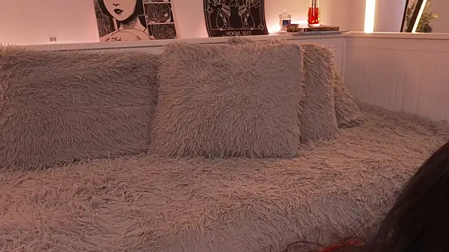 sophieee art online show from February 2026 06:47:02 PM