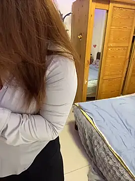 jiajia1060 online show from February 2026 04:05:02 AM