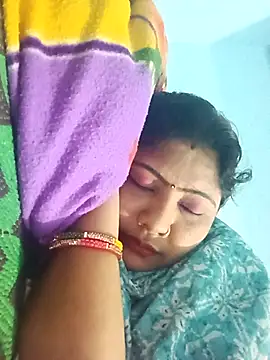 Snapshot of Apkisona8 chatting on October 2025 04:48:02 AM Apkisona8 online show from October 2025 04:48:02 AM