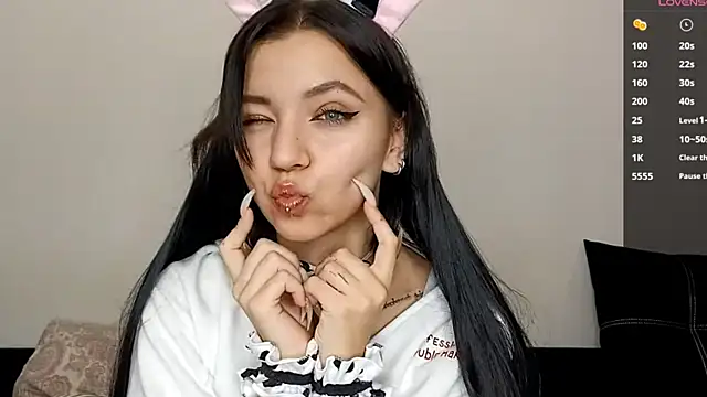 MelodeeCazel online show from September 2025 03:26:02 PM