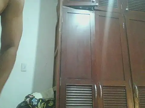 Jota Alejand online show from December 2025 06:46:02 PM