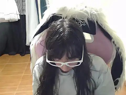 Snapshot of ScarlettShirahoshi chatting on January 2026 09:05:02 PM ScarlettShirahoshi online show from January 2026 09:05:02 PM