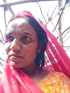 Pinky12A online show from November 2025 04:00:02 AM