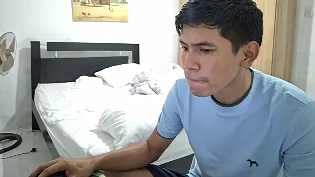 Snapshot of Ajhg98 chatting on February 2026 03:05:02 PM Ajhg98 online show from February 2026 03:05:02 PM