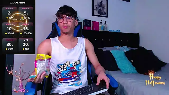 Gael Jones online show from October 2025 06:25:02 AM