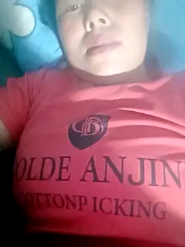 LyyChac online show from November 2025 05:24:01 AM