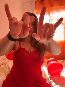 TenderLaGlamor online show from February 2026 11:16:01 AM