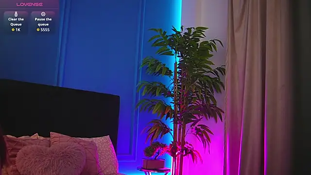 alexxisrae online show from December 2025 04:18:02 AM