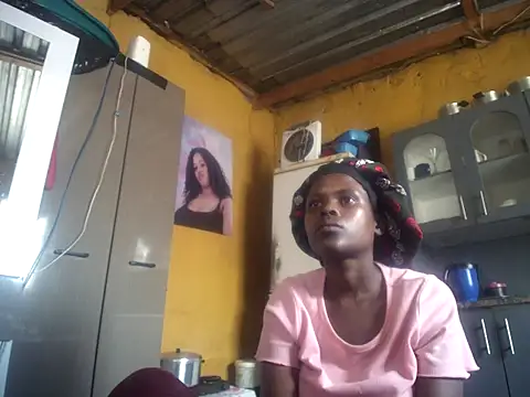 Snapshot of Caramelchick01 chatting on November 2025 10:26:01 AM Caramelchick01 online show from November 2025 10:26:01 AM