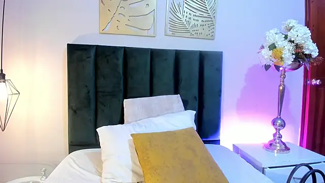 SagiraBelle online show from December 2025 06:12:01 PM