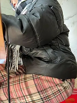 thaoyeuuu online show from November 2025 04:23:02 AM