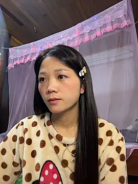 thaoyeuuu online show from November 2025 12:27:01 PM