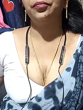 Snapshot of telugu-juliet chatting on April 2026 04:50:02 AM telugu-juliet online show from April 2026 04:50:02 AM