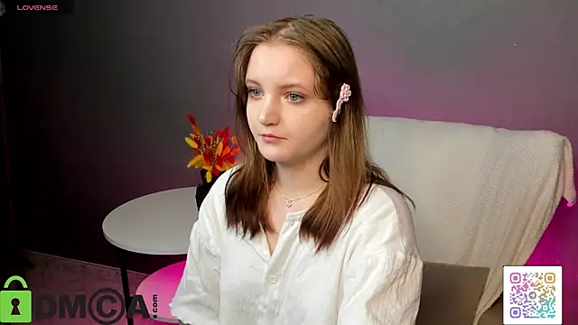 Solefreee online show from October 2025 03:05:01 AM