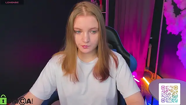 Solefreee online show from October 2025 03:06:02 AM