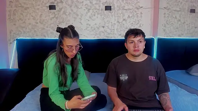 Ethan N Abby online show from January 2026 07:59:01 PM