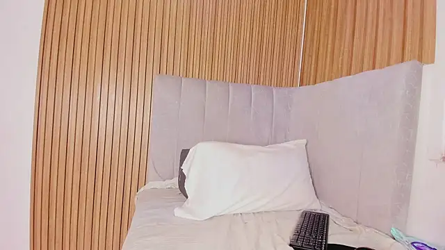 abby swith41 online show from February 2026 01:29:02 PM