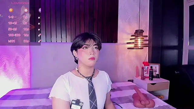 Creamy Angelo online show from October 2025 09:06:01 PM