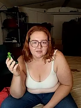 XEmoxkittyx online show from February 2026 06:52:01 AM