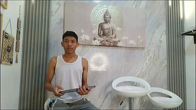 Snapshot of BEAUTY_BOYS1 chatting on February 2026 07:12:01 AM BEAUTY BOYS1 online show from February 2026 07:12:01 AM