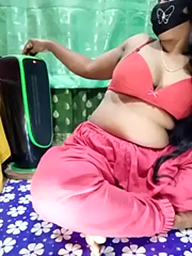 Mistompa24 online show from February 2026 03:55:01 PM