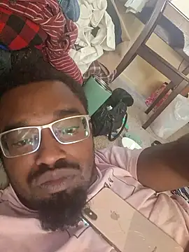 ReShawn24TM online show from October 2025 05:54:01 PM