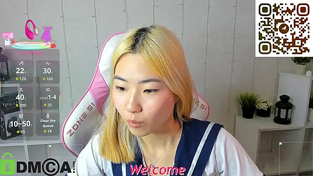 Aisi 18 online show from November 2025 01:06:01 AM