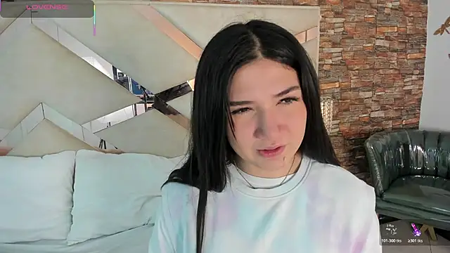 Snapshot of Valery_Brand chatting on November 2025 01:45:02 PM Valery Brand online show from November 2025 01:45:02 PM