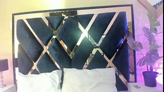 Snapshot of Valery_Brand chatting on June 2026 01:20:02 PM Valery Brand online show from June 2026 01:20:02 PM