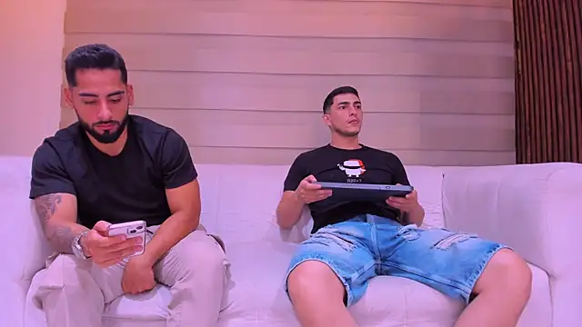 mike friends online show from December 2025 12:59:02 AM