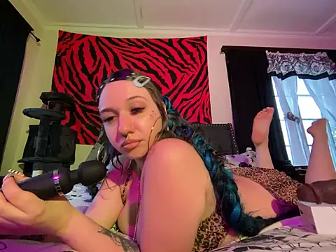 Snapshot of GoddessJemma chatting on September 2025 09:40:02 PM GoddessJemma online show from September 2025 09:40:02 PM