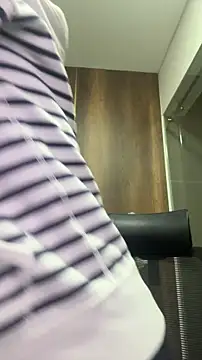 AliceRitter online show from November 2025 05:59:01 PM