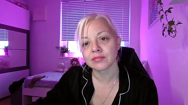 Linsy Kim online show from November 2025 06:48:01 AM