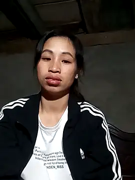 misa 00 online show from November 2025 04:35:01 PM