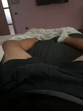 Lathotchubby online show from June 2026 04:55:01 PM