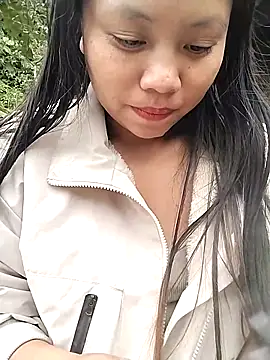 venu00 online show from November 2025 03:05:02 AM